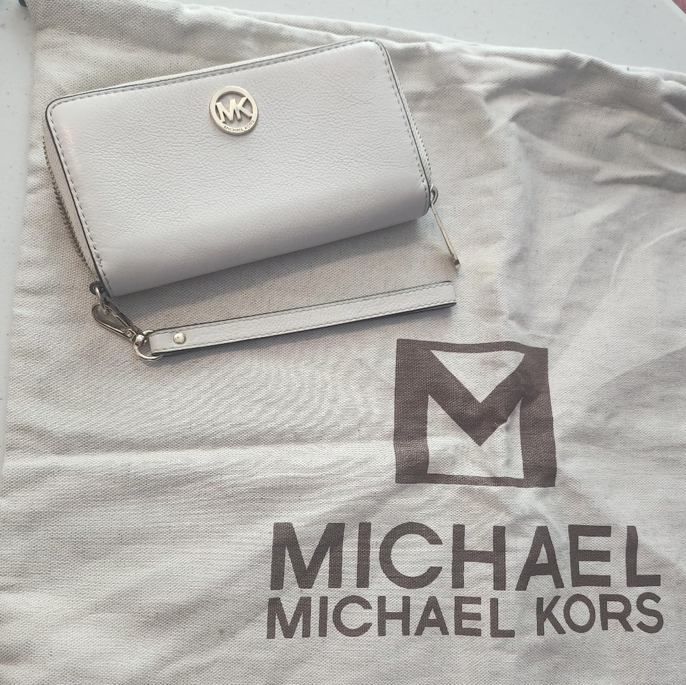 Michael Kors Wallet Wristlet previously loved as seen in last picture